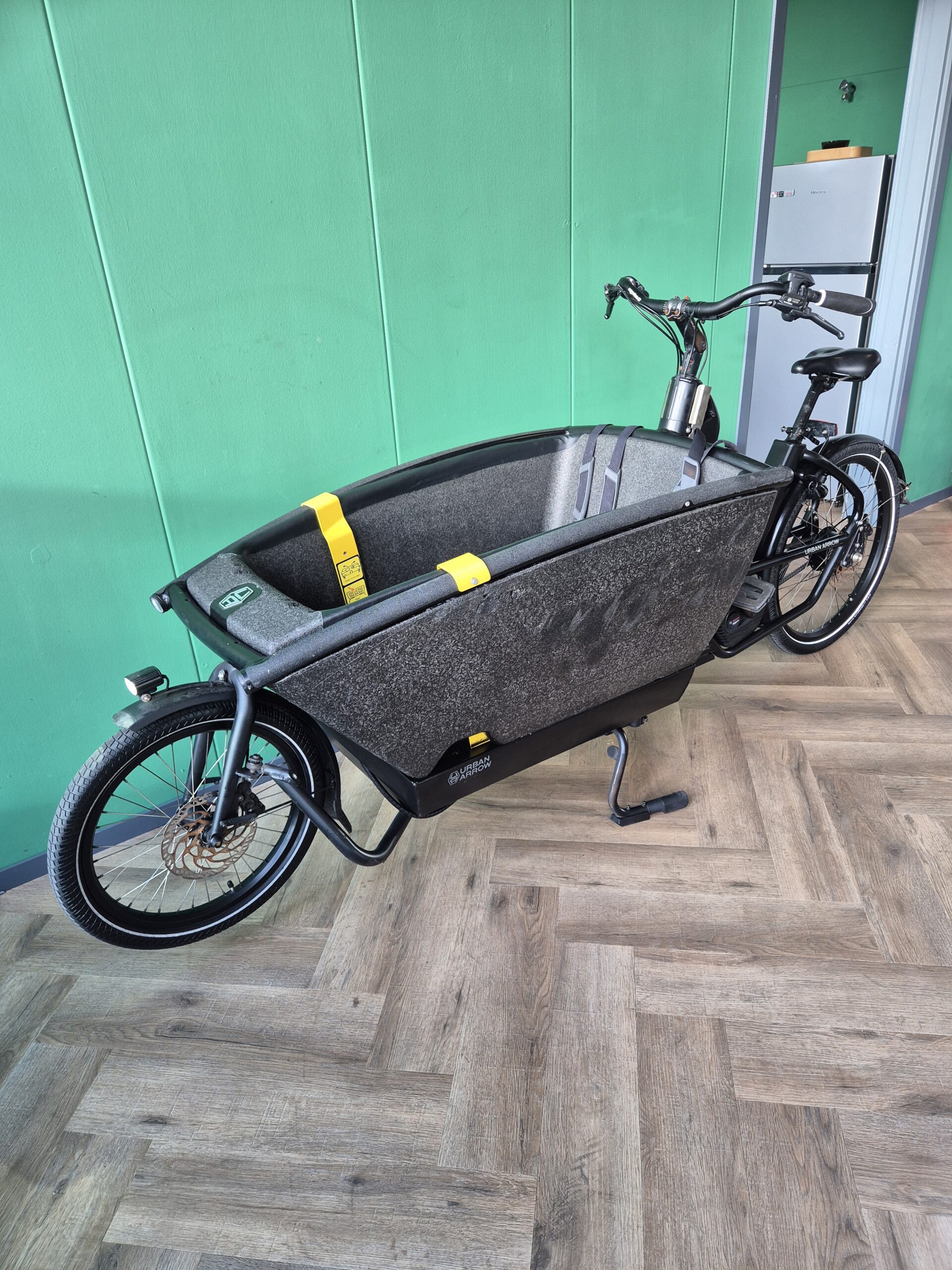 Urban Arrow Cargo Line Bakfiets 10k km! Inclusief regenhuif en bezorging - Afbeelding 2