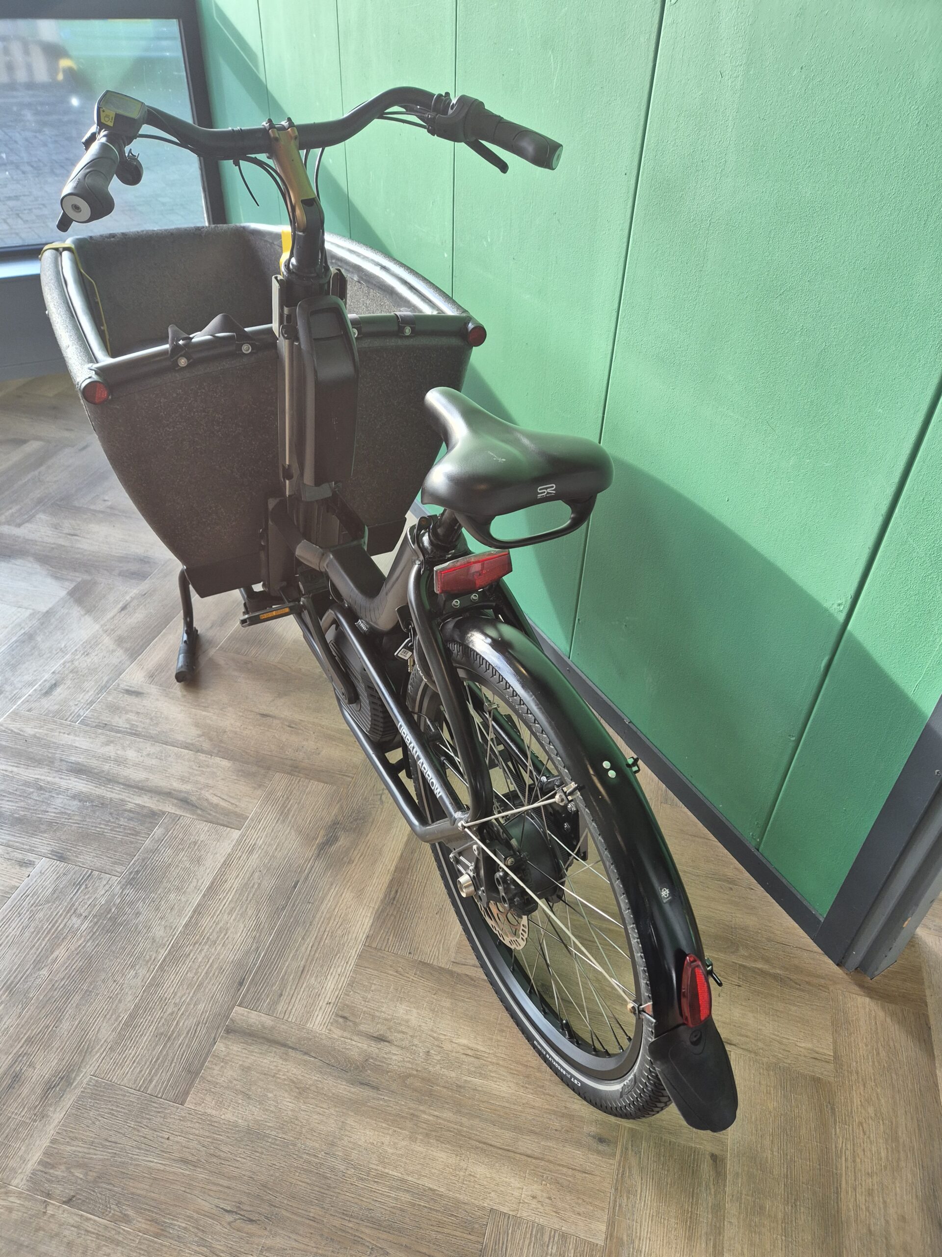 Urban Arrow Cargo Line Bakfiets 10k km! Inclusief regenhuif en bezorging - Afbeelding 6