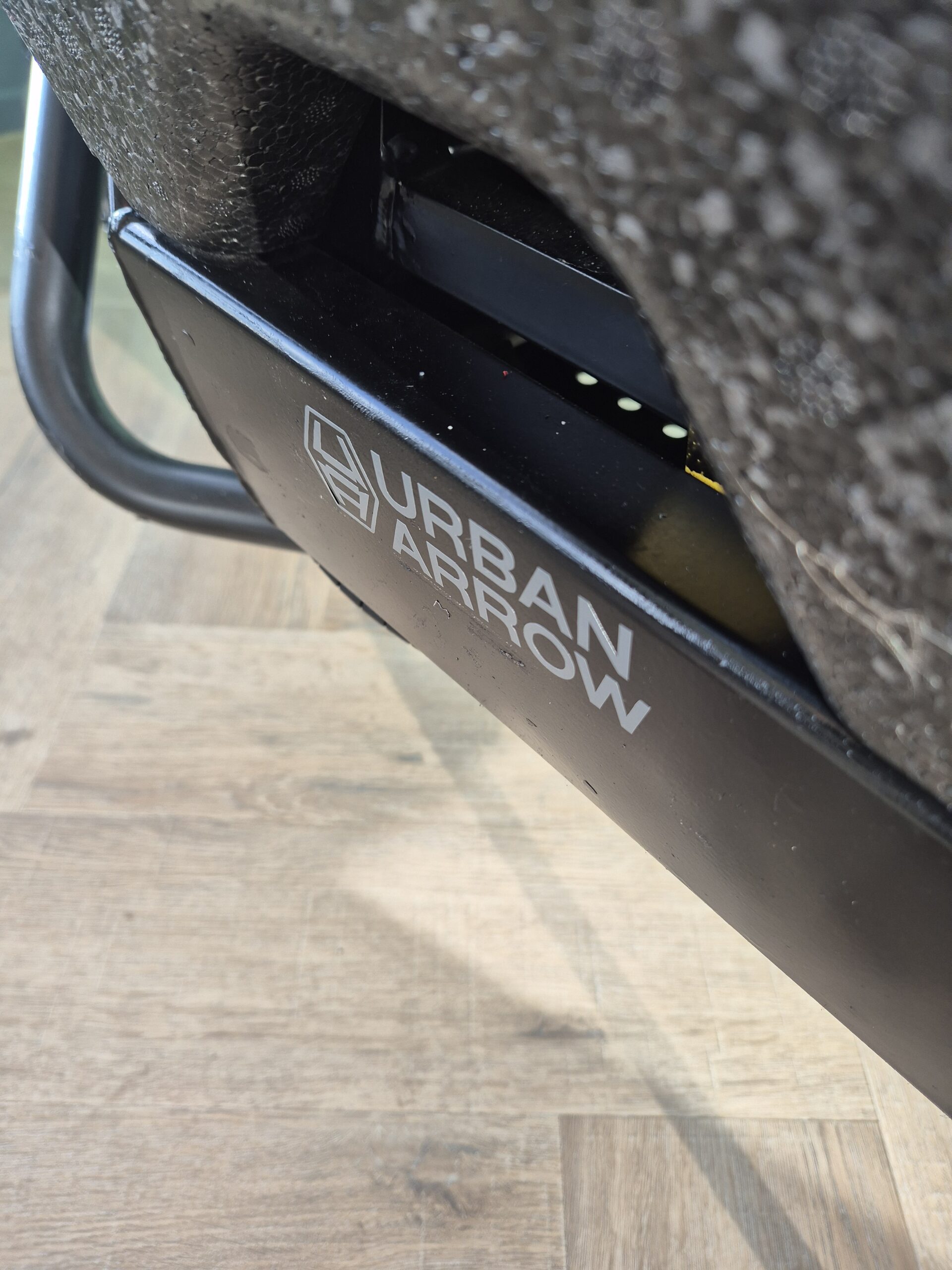 Urban Arrow Cargo Line Bakfiets 10k km! Inclusief regenhuif en bezorging - Afbeelding 9