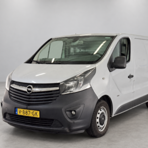 Opel Vivaro V-887-GK, schuin van linksvoor